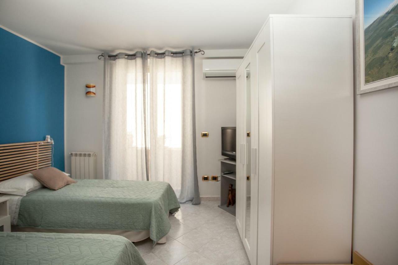 דירות טאורמינה Casa Rosaria מראה חיצוני תמונה